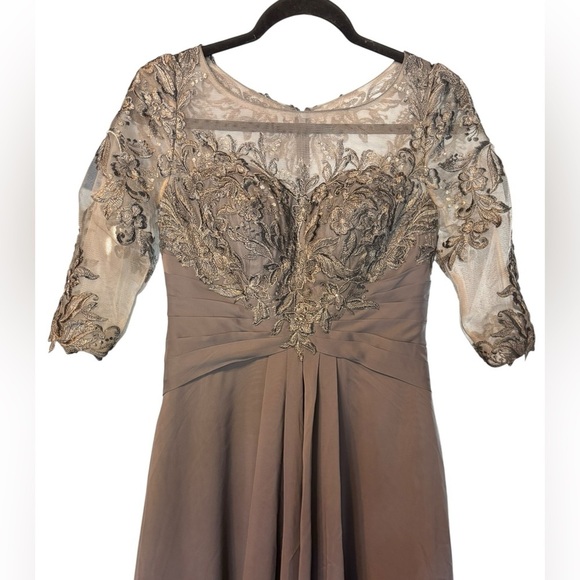 NWT JJ's House Gray Lace Top Chiffon High Low Hem Formal Dress Short Sleeve 4 - Picture 3 of 9